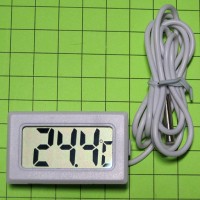Электронный термометр с выносным водонепроницаемым зондом, провод 1м, цвет белый